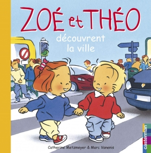 Zoé et Théo découvrent la ville.